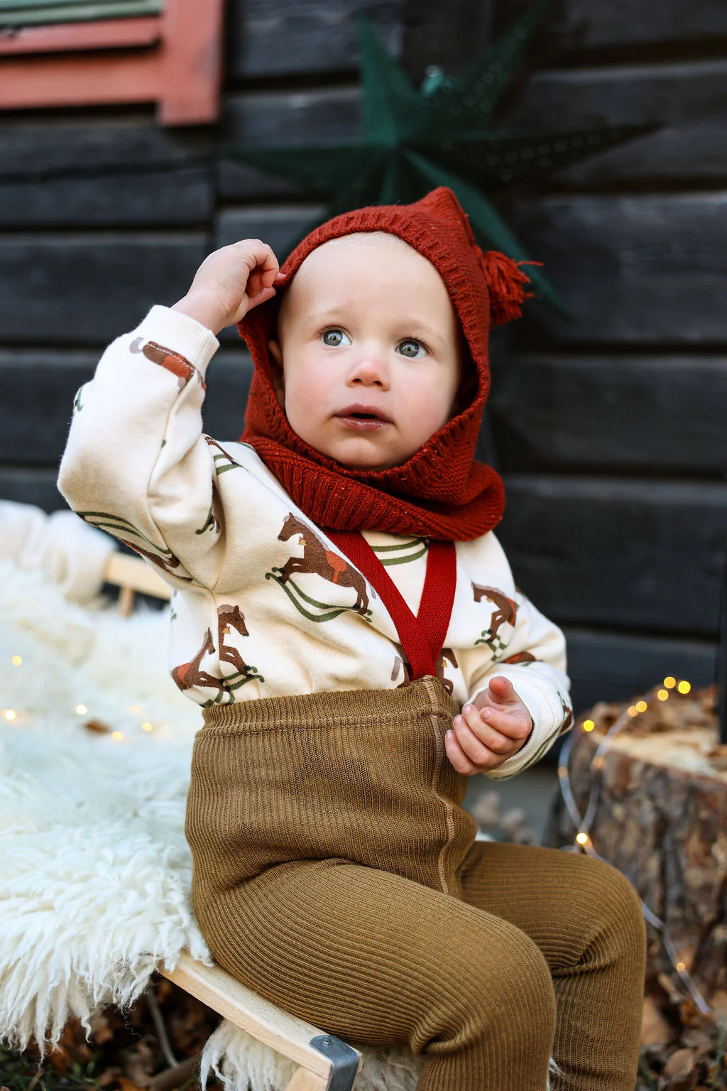 Footed Acorn Brown x Maple Leaf - Image 2