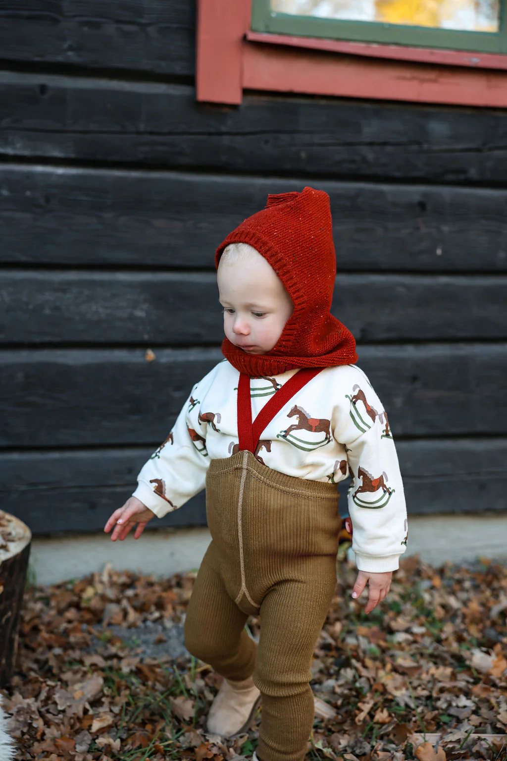 Footed Acorn Brown x Maple Leaf - Image 3
