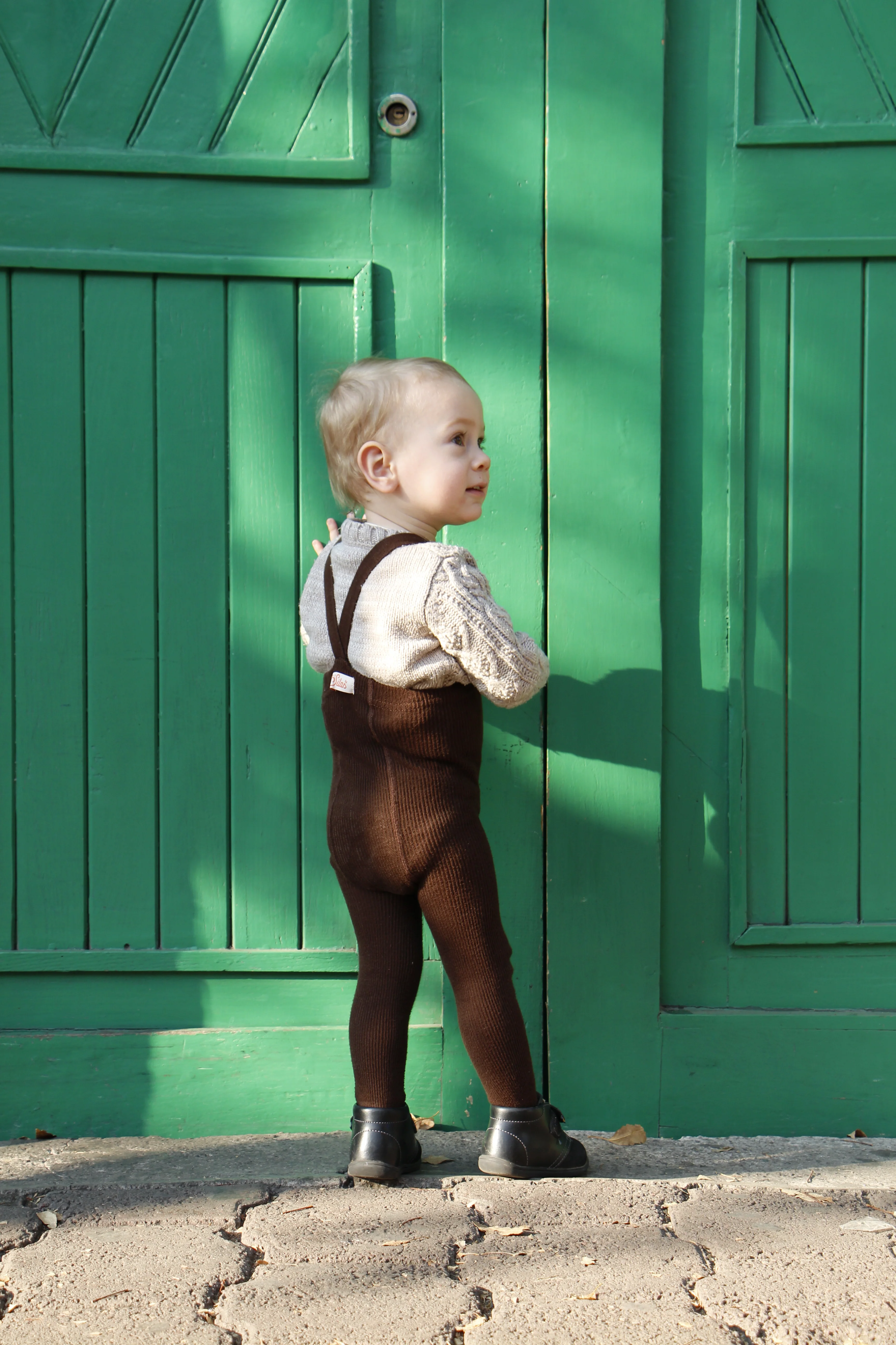 Footed Chocolate Brown - Image 3