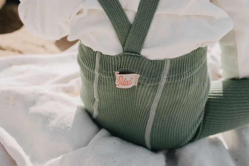 Footless Matcha Oat Latte - Image 4