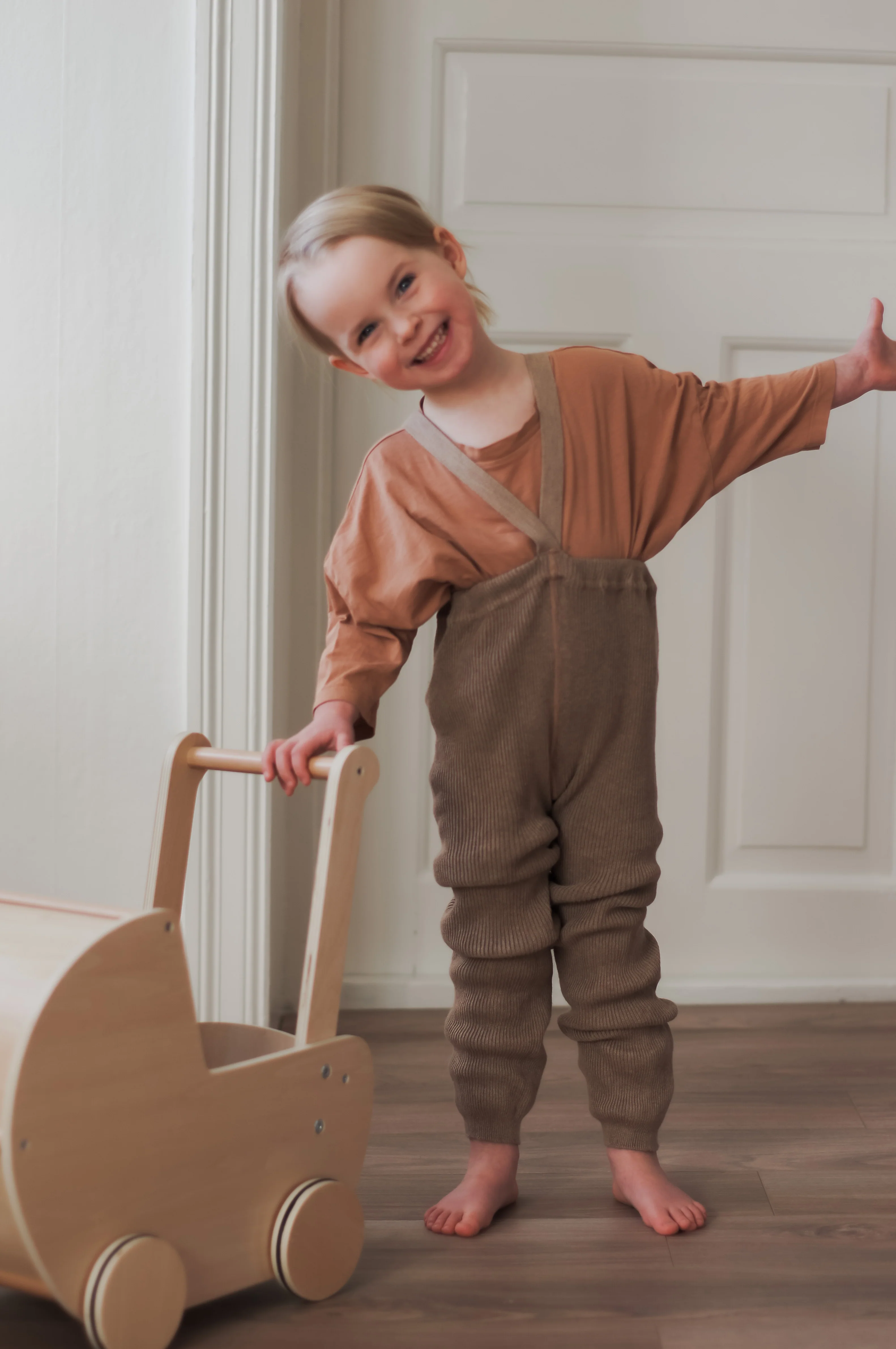 Roomy Peanut Blend Footless - Image 4